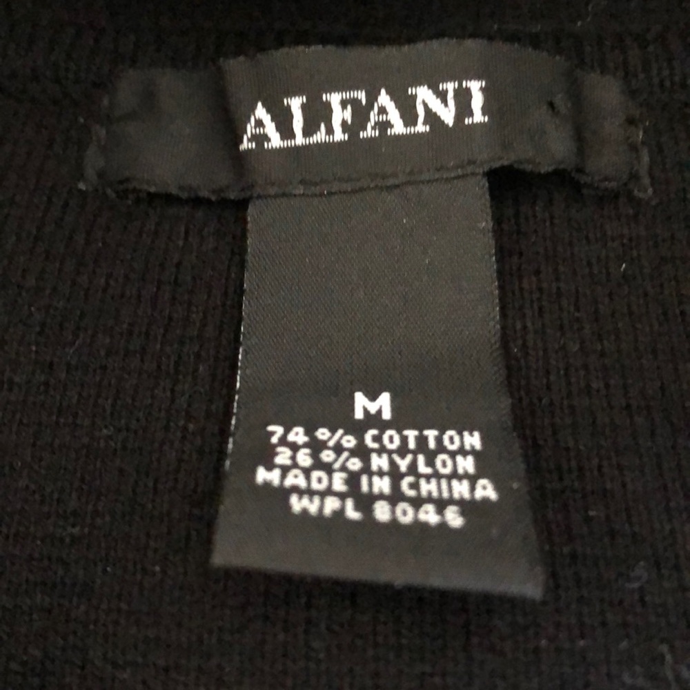 Sweater - Picture 4 of 5